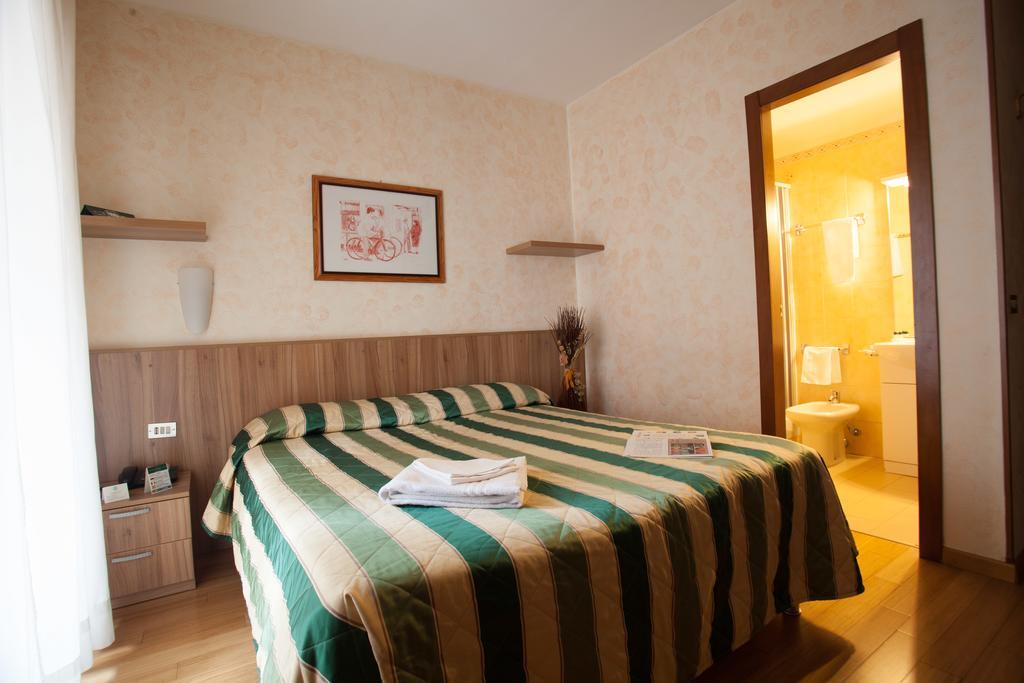 Desenzano Milano